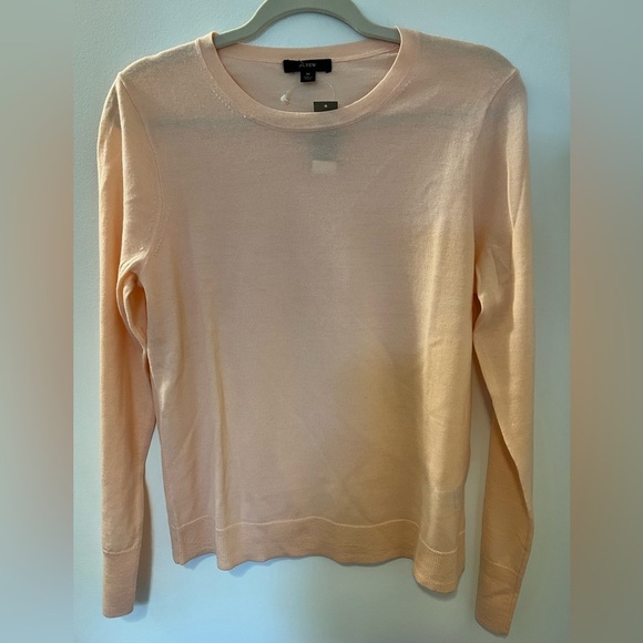 NWT J Crew Women’s Fitted Crewneck Sweater in Merino Wool - Picture 1 of 6